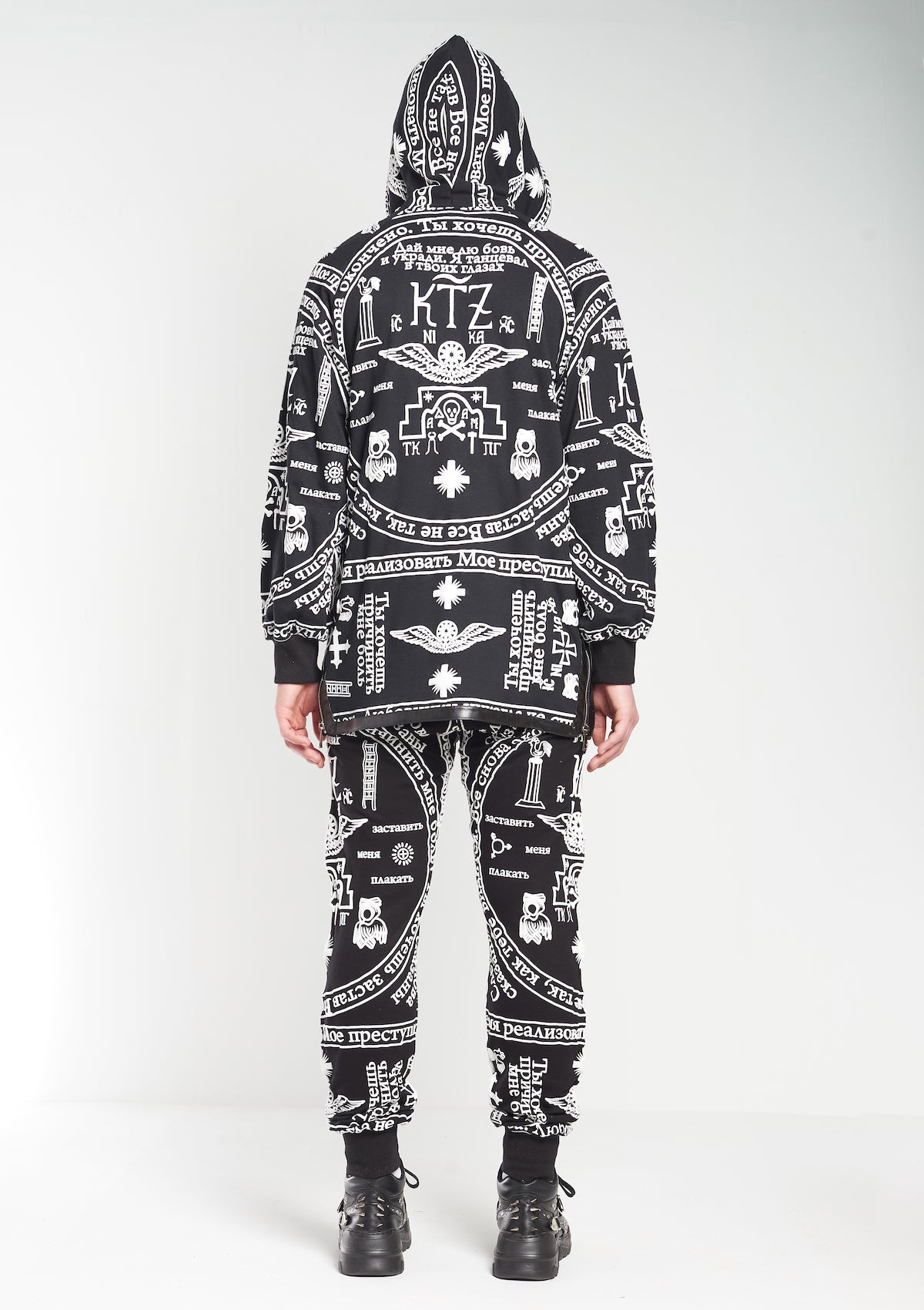 KTZ CAPSULE COLLECTION CHURCH PRINT SIDE ZIP HOODIE – KOKON